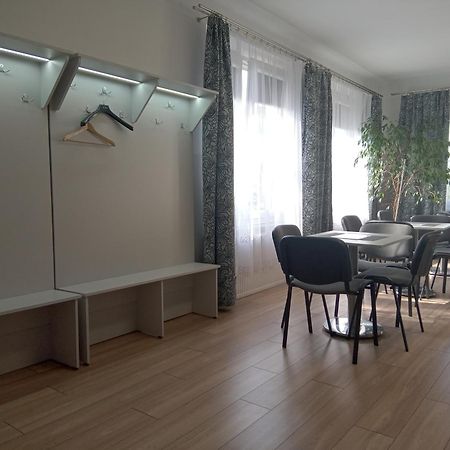 Noclegi Podzamcze Pttk Przemyśl Extérieur photo