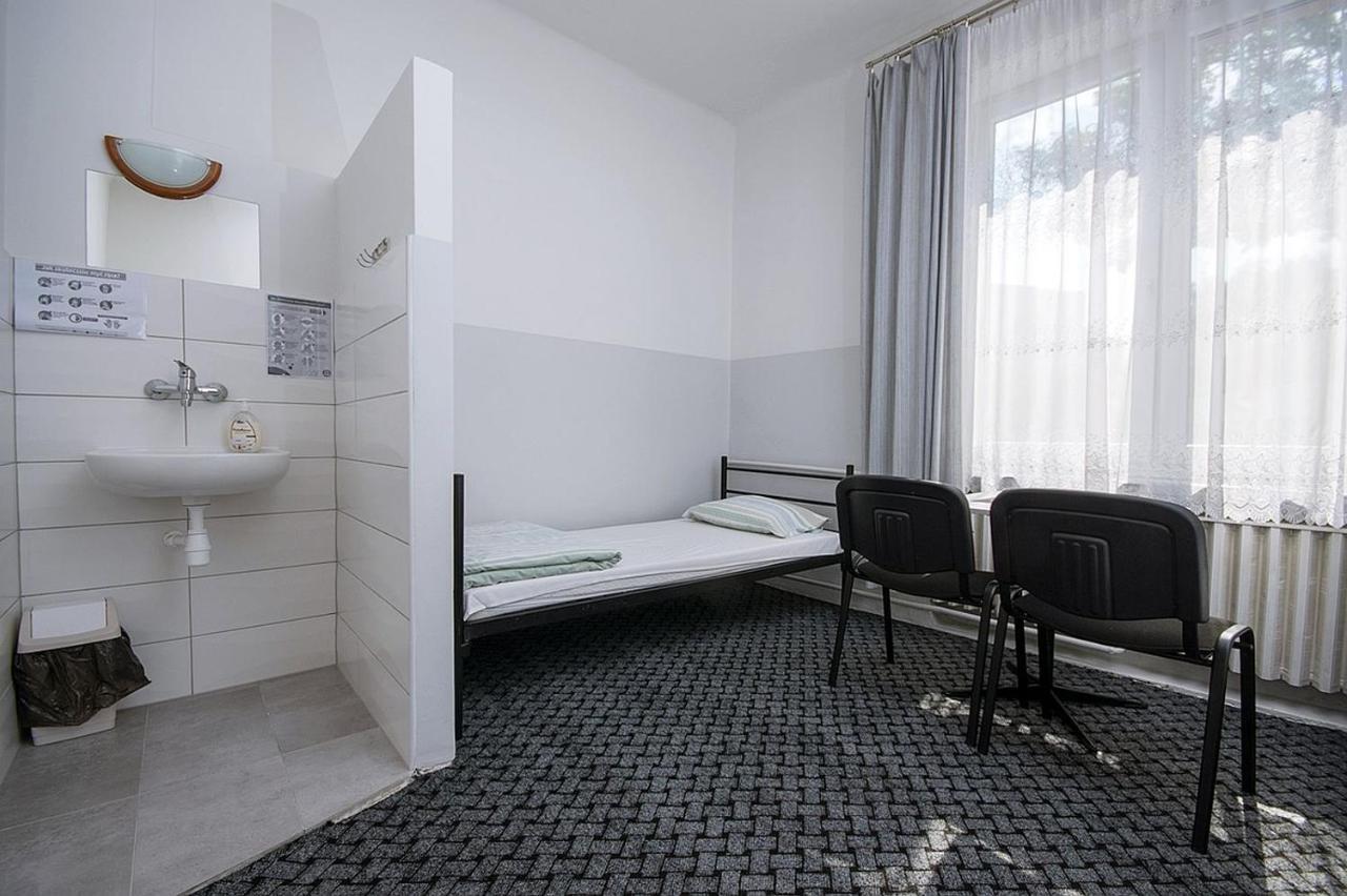 Noclegi Podzamcze Pttk Przemyśl Extérieur photo